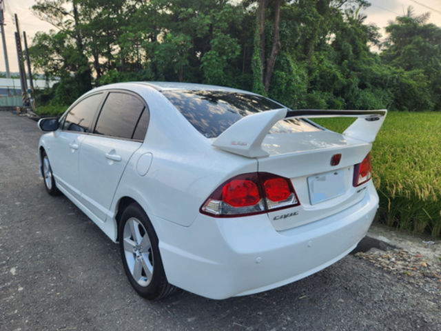 HONDA本田 CIVIC  第2張相片