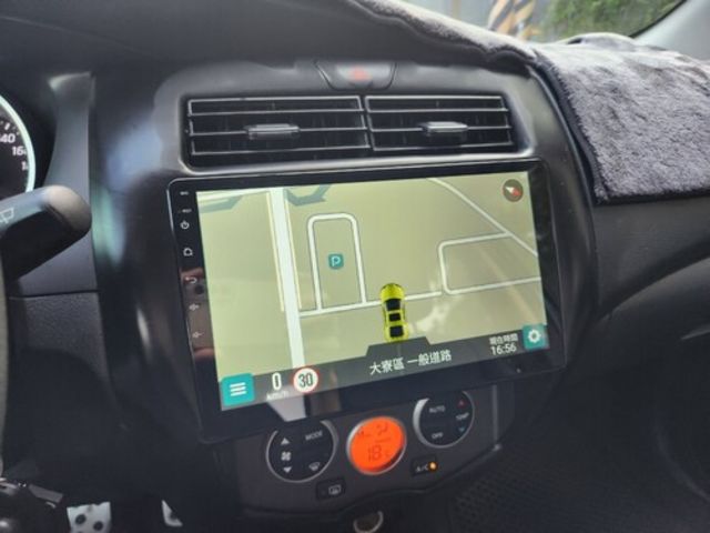 NISSAN日產 LIVINA  第8張相片