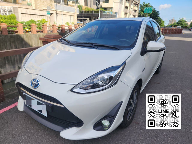 TOYOTA豐田 PRIUS C  第1張相片