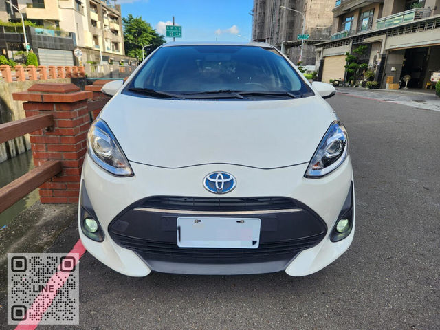 TOYOTA豐田 PRIUS C  第3張相片