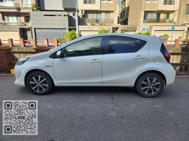 TOYOTA豐田 PRIUS C  第5張相片