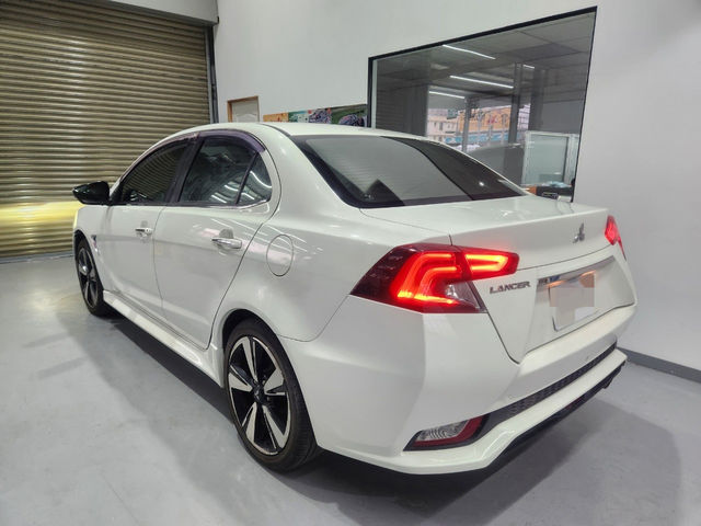 MITSUBISHI三菱 GRAND LANCER  第2張相片