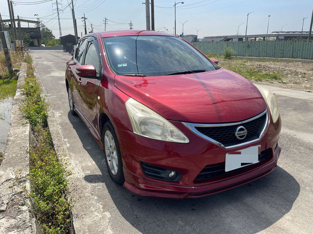 NISSAN日產 TIIDA  第3張相片