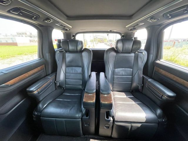 TOYOTA豐田 ALPHARD  第9張相片