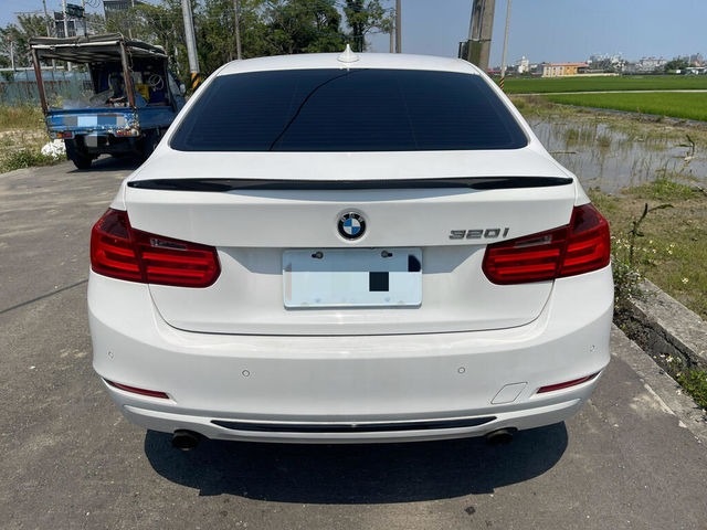 BMW寶馬 320I  第4張相片
