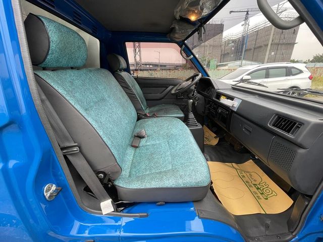 MITSUBISHI三菱 DELICA  第6張相片