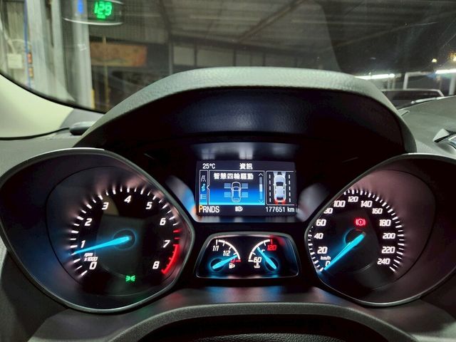 FORD福特 KUGA  第7張相片