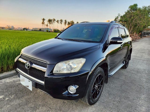 TOYOTA豐田 RAV4  第1張相片