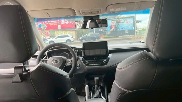 TOYOTA豐田 ALTIS  第2張相片