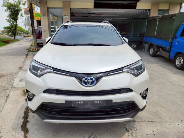 TOYOTA豐田 RAV4  第2張相片