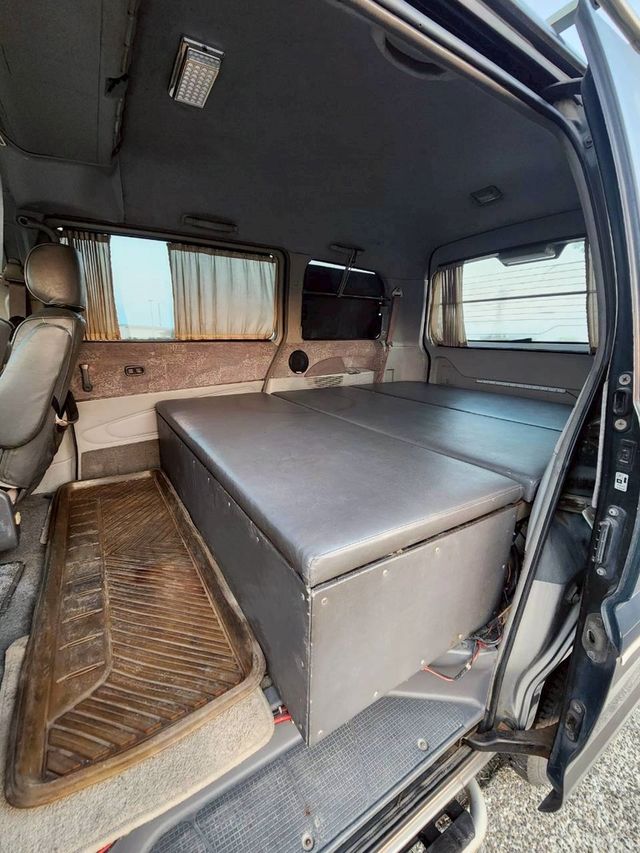 MITSUBISHI三菱 SPACE GEAR  第5張相片