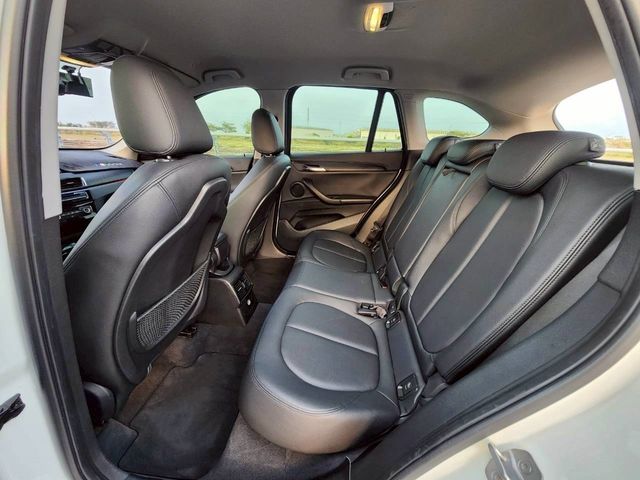 BMW寶馬 X1  第6張相片