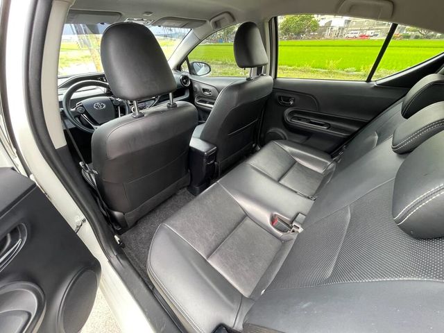 TOYOTA豐田 PRIUS C  第5張相片