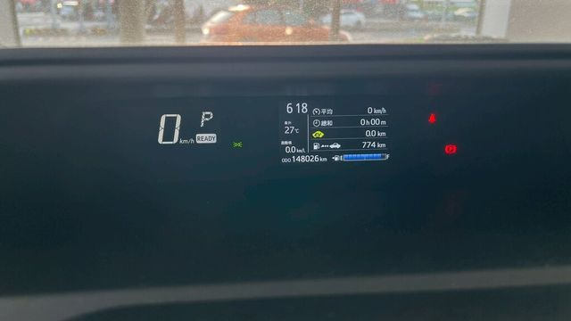 TOYOTA豐田 PRIUS C  第7張相片