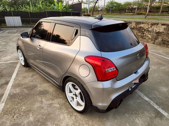 SUZUKI鈴木 SWIFT  第2張相片