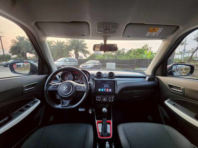 SUZUKI鈴木 SWIFT  第3張相片