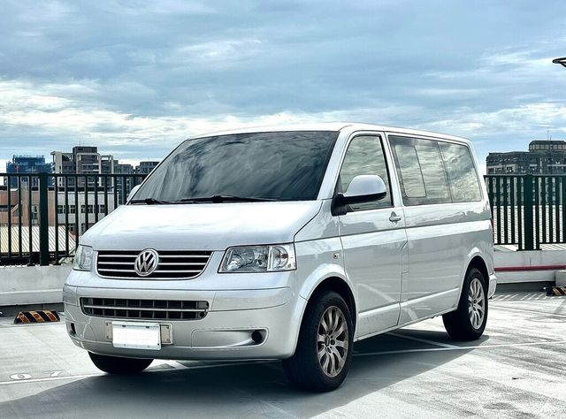 VOLKSWAGEN福斯 T5 CARAVELLE  第1張相片