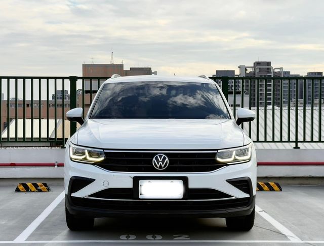 VOLKSWAGEN福斯 TIGUAN  第3張相片