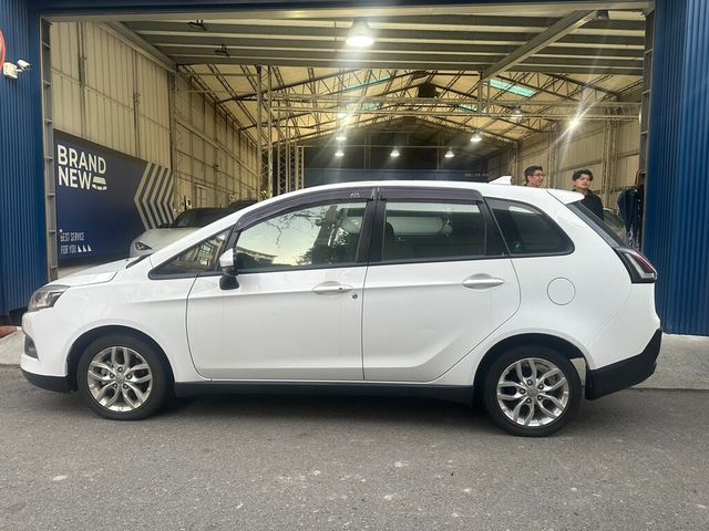 MITSUBISHI三菱 COLT PLUS  第4張相片