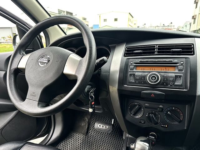 NISSAN日產 LIVINA  第5張相片