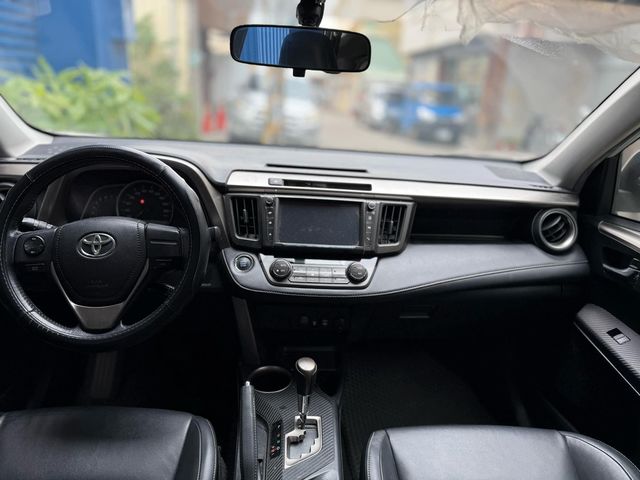 TOYOTA豐田 RAV4  第5張相片