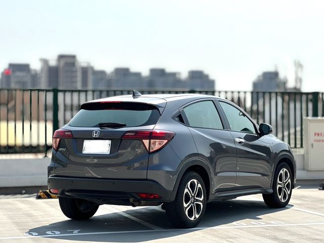HONDA本田 HR-V  第7張相片