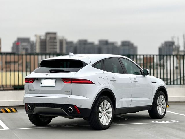 JAGUAR捷豹 E-PACE  第7張相片
