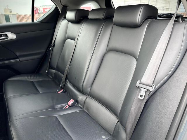 LEXUS凌志 CT200H  第13張相片