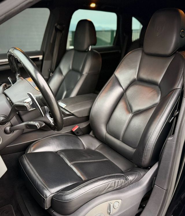 PORSCHE保時捷 CAYENNE  第9張相片
