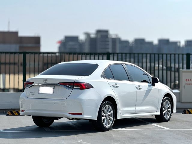 TOYOTA豐田 ALTIS  第7張相片