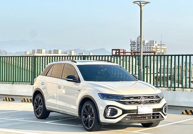 VOLKSWAGEN福斯 T-ROC  第3張相片