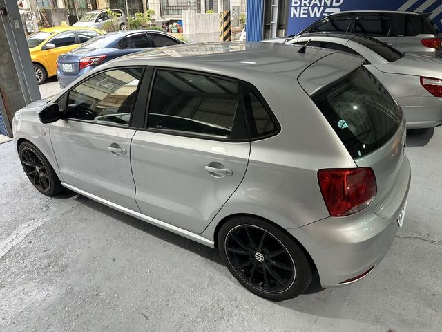 VOLKSWAGEN福斯 POLO  第1張相片