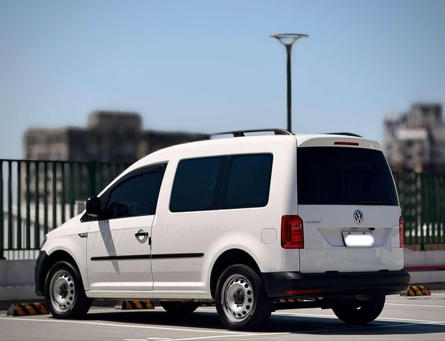 VOLKSWAGEN福斯 CADDY  第2張相片