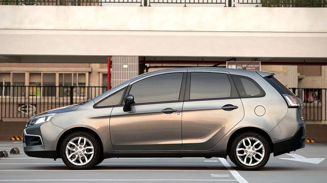 MITSUBISHI三菱 COLT PLUS  第4張相片