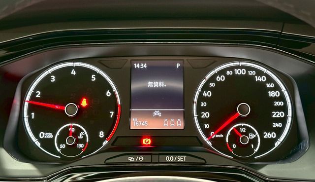 VOLKSWAGEN福斯 POLO  第6張相片