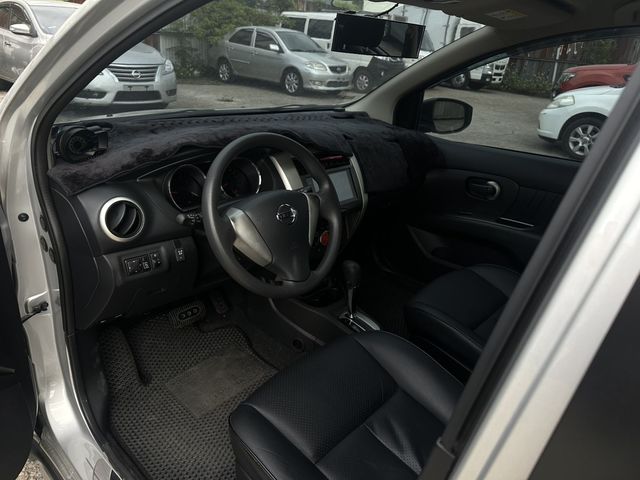 NISSAN日產 LIVINA  第5張相片