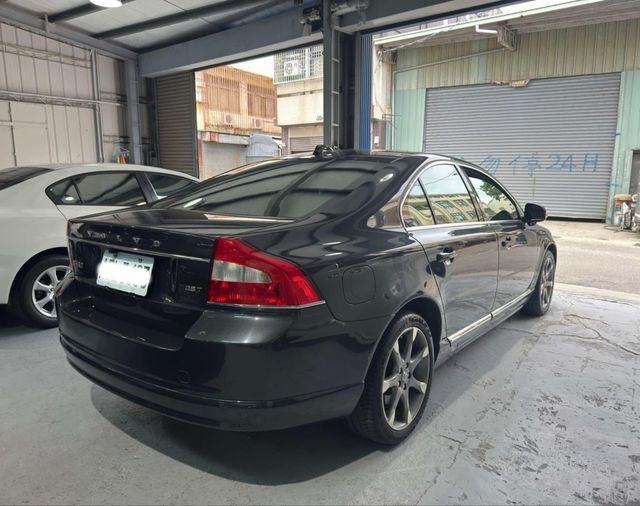 VOLVO富豪 S80  第2張相片