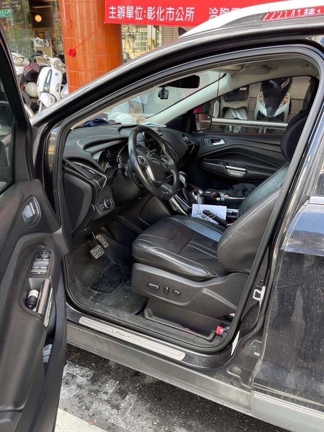 FORD福特 KUGA  第6張相片
