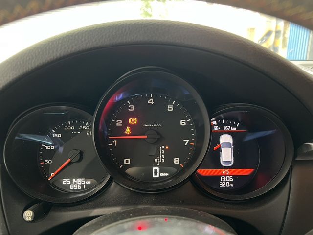 PORSCHE保時捷 MACAN  第6張相片