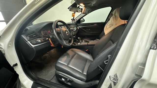 BMW寶馬 520D  第5張相片