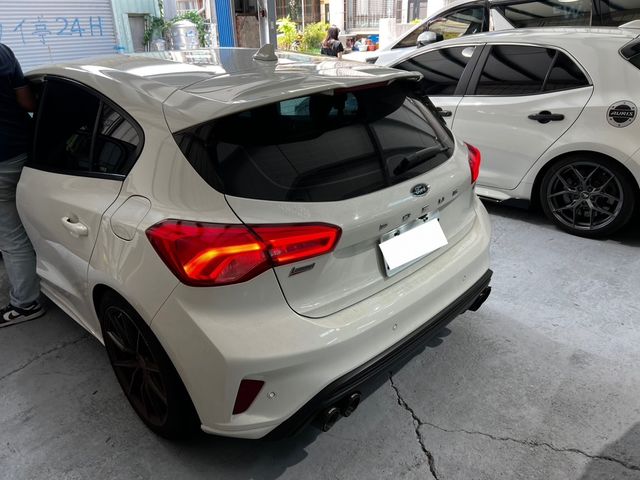 FORD福特 FOCUS ST  第3張相片