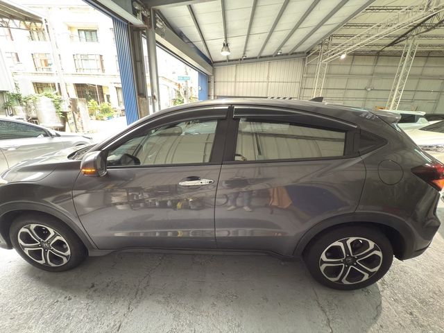 HONDA本田 HR-V  第2張相片
