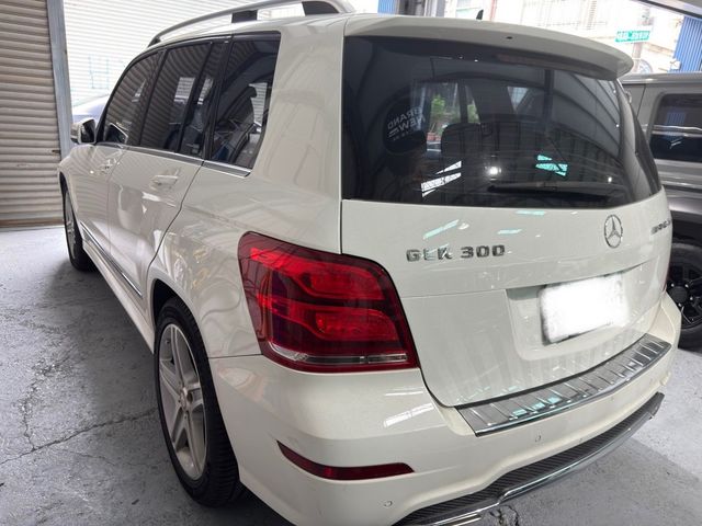 M-BENZ賓士 GLK300  第3張相片