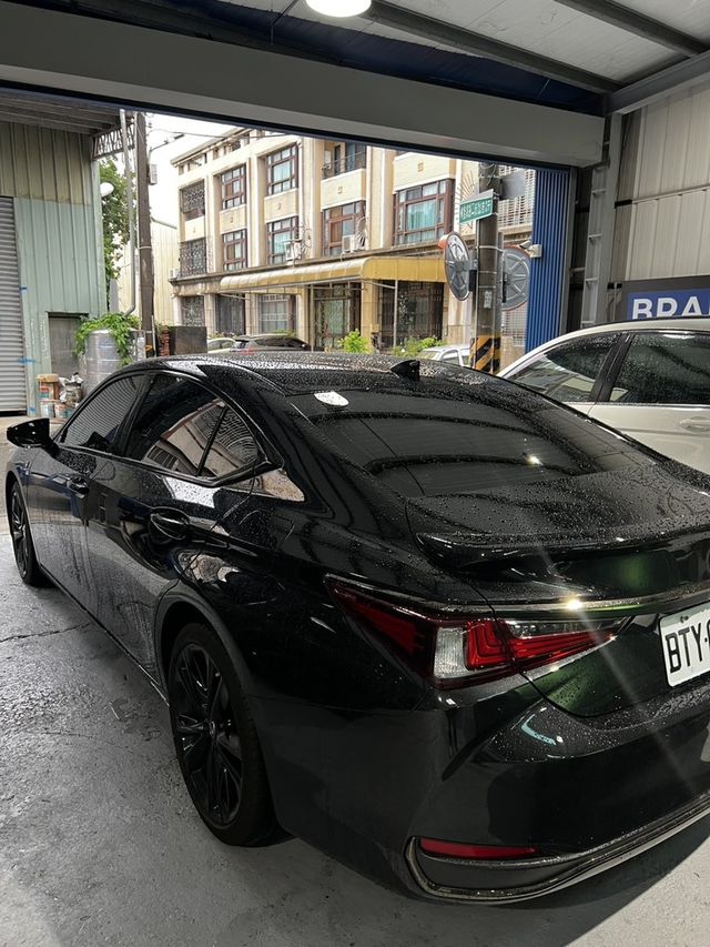 LEXUS凌志 ES250  第4張相片