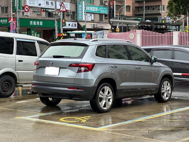 SKODA司科達 KAROQ  第4張相片