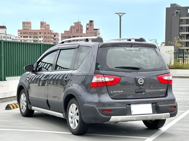 NISSAN日產 LIVINA  第4張相片