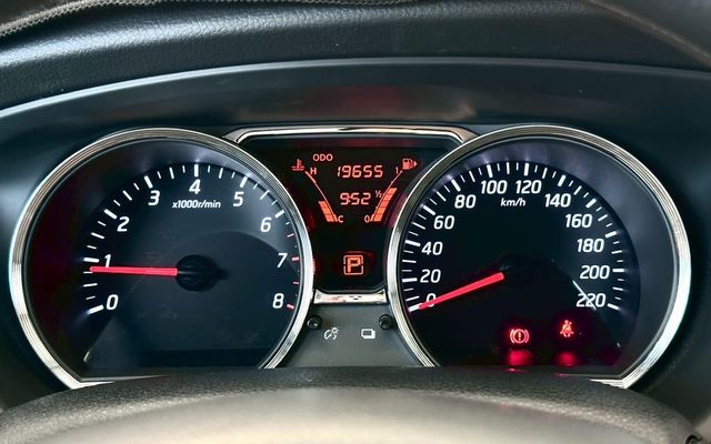 NISSAN日產 LIVINA  第6張相片