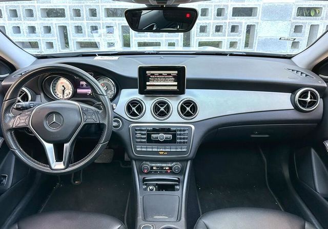 M-BENZ賓士 GLA250  第14張相片