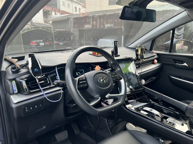 HYUNDAI現代 CUSTIN  第5張相片