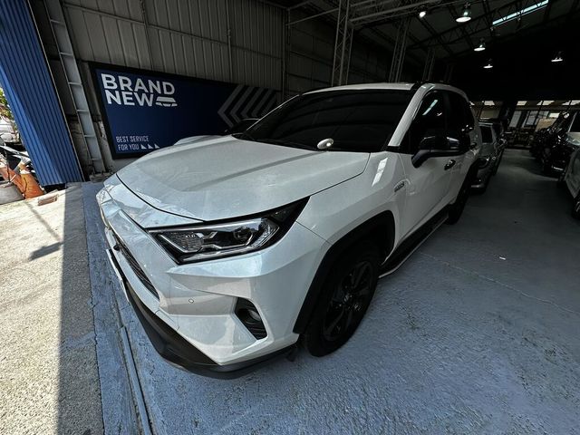 TOYOTA豐田 RAV4  第1張相片